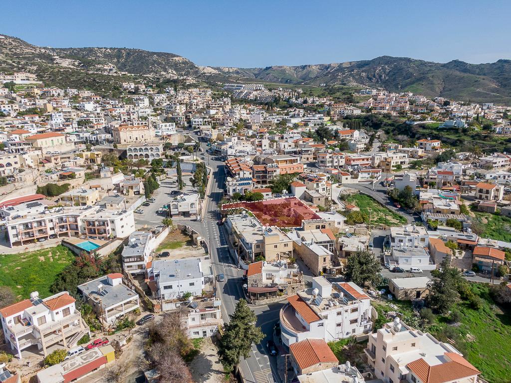 Detached house-Pegeia-PR44039