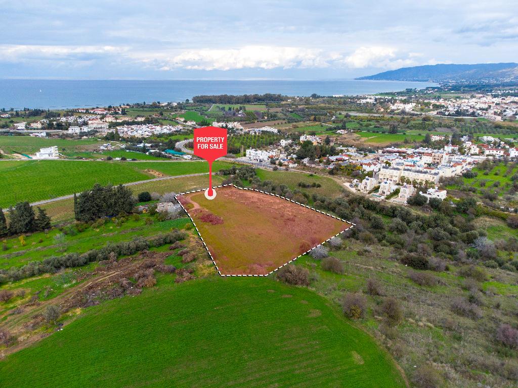 Field-Polis Chrysochous-PR34739