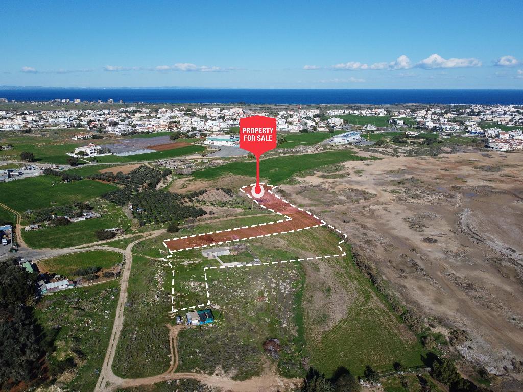 Field (Share) - Deryneia Municipality, Famagusta