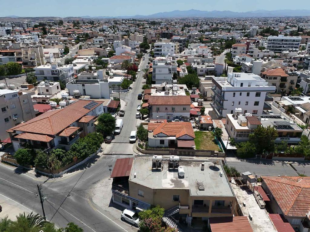 &Kappa;&alpha;&tau;&omicron;&iota;&kappa;ί&alpha; - Ά&gamma;&iota;&omicron;&sigmaf; &Beta;&alpha;&sigma;ί&lambda;&epsilon;&iota;&omicron;&sigmaf;, &Sigma;&tau;&rho;ό&beta;&omicron;&lambda;&omicron;&sigmaf;, &Lambda;&epsilon;&upsilon;&kappa;&omega;&sigma;ί&alpha;