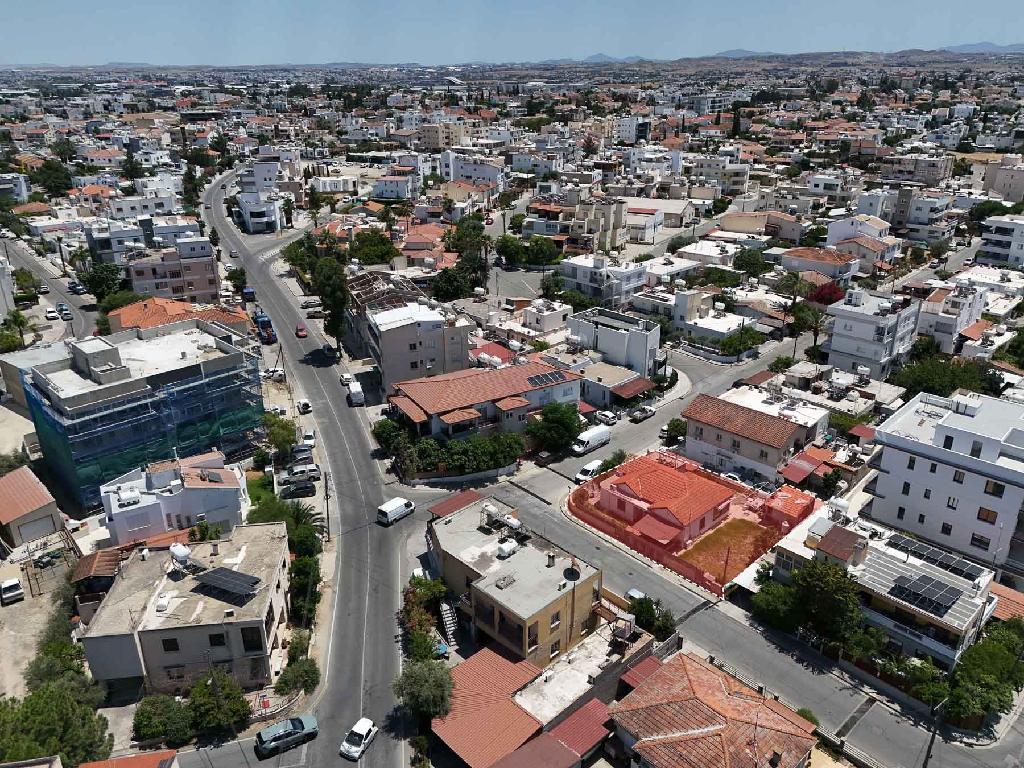 &Kappa;&alpha;&tau;&omicron;&iota;&kappa;ί&alpha; - Ά&gamma;&iota;&omicron;&sigmaf; &Beta;&alpha;&sigma;ί&lambda;&epsilon;&iota;&omicron;&sigmaf;, &Sigma;&tau;&rho;ό&beta;&omicron;&lambda;&omicron;&sigmaf;, &Lambda;&epsilon;&upsilon;&kappa;&omega;&sigma;ί&alpha;