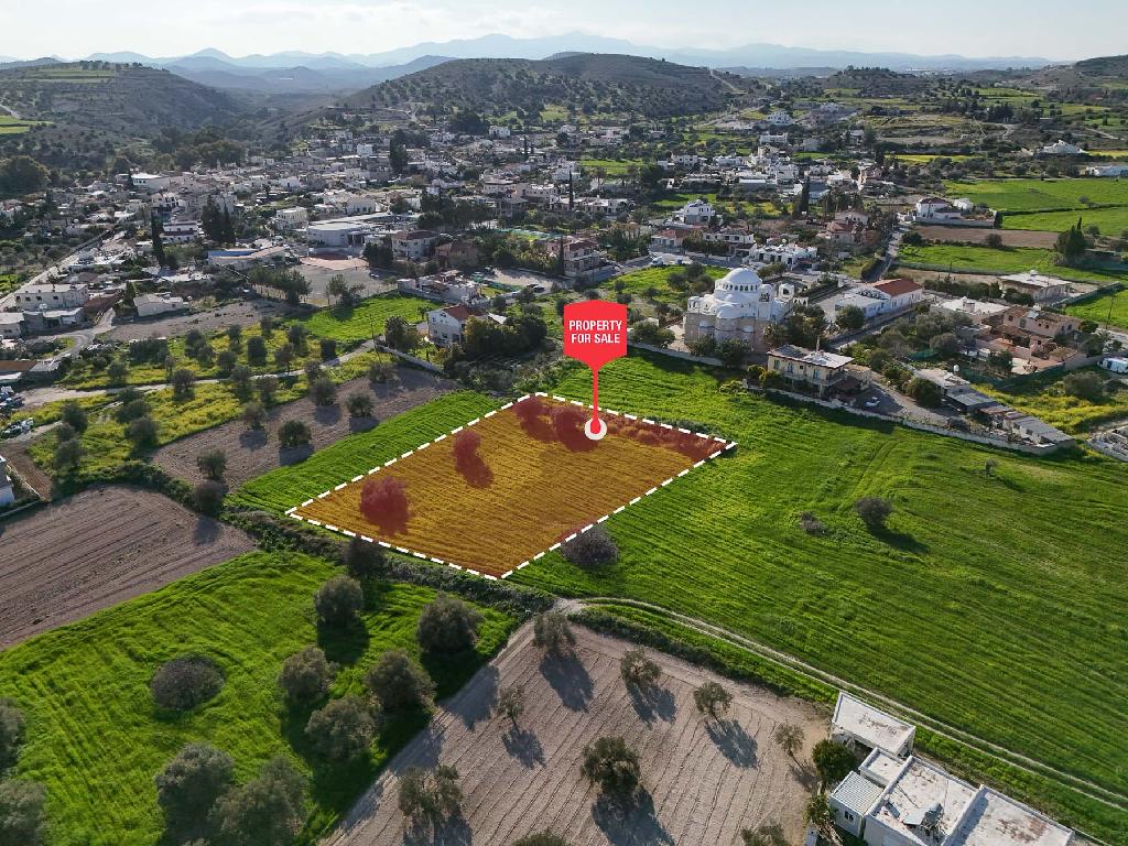 Field-Alambra-PR41918