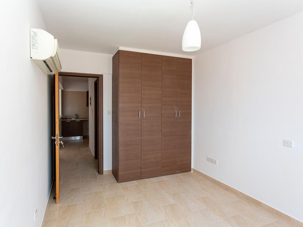 Flat-Pegeia-PR30243