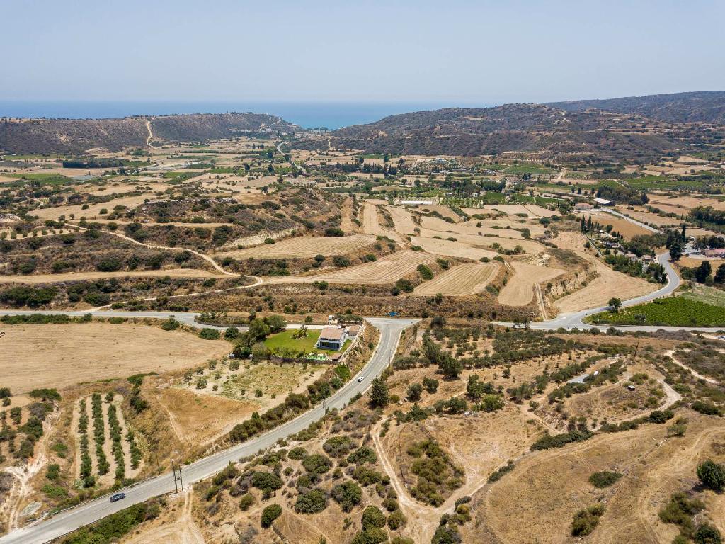 Field-Pissouri-PR32828