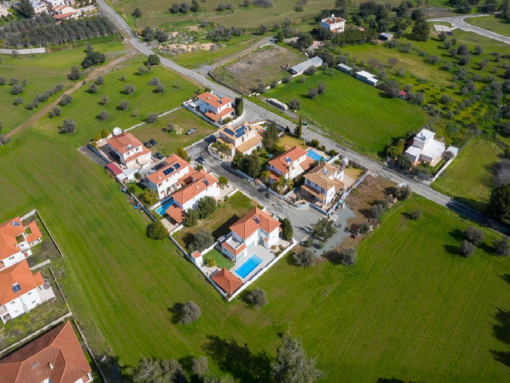 Plot - Pyrga, Larnaca