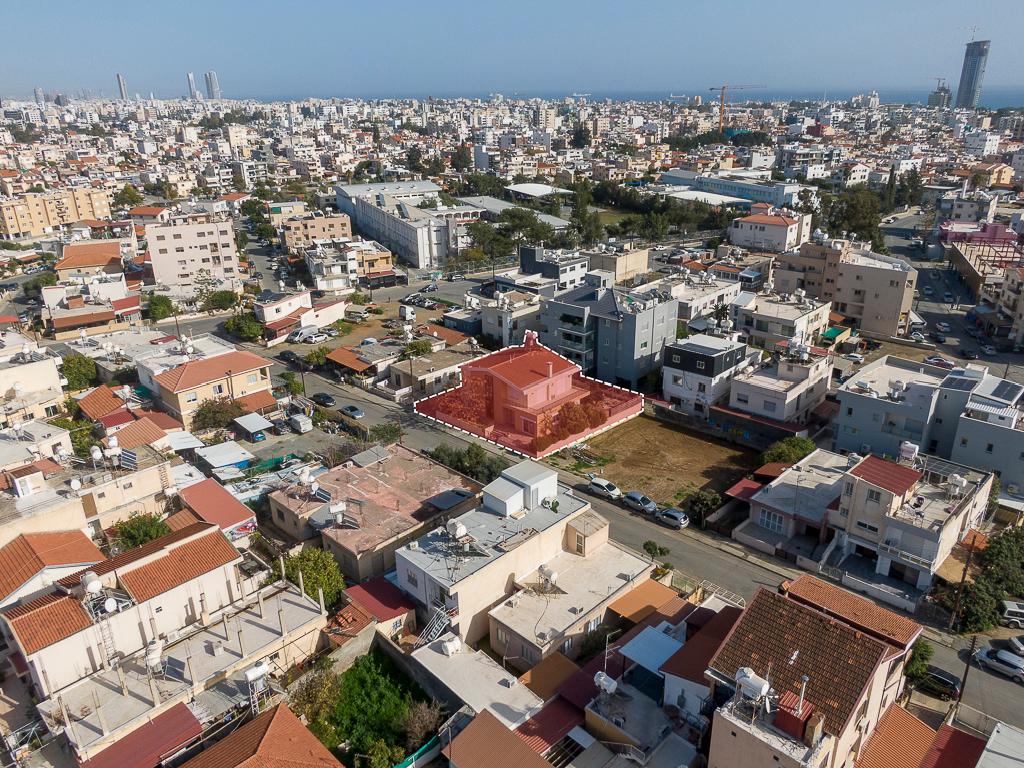 Detached house-Limassol Municipality-PR43315