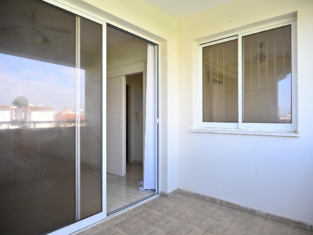 Flat-Perivolia-PR44842