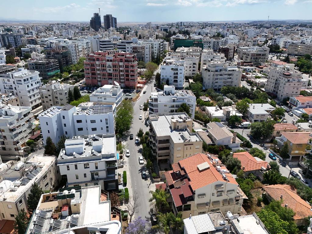 &Delta;&iota;&alpha;&mu;έ&rho;&iota;&sigma;&mu;&alpha; - &Sigma;&tau;&rho;ό&beta;&omicron;&lambda;&omicron;&sigmaf;, &Lambda;&epsilon;&upsilon;&kappa;&omega;&sigma;ί&alpha;