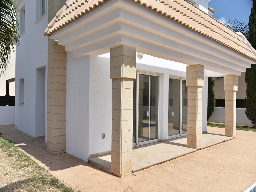 Detached house-Paralimni-PR42299