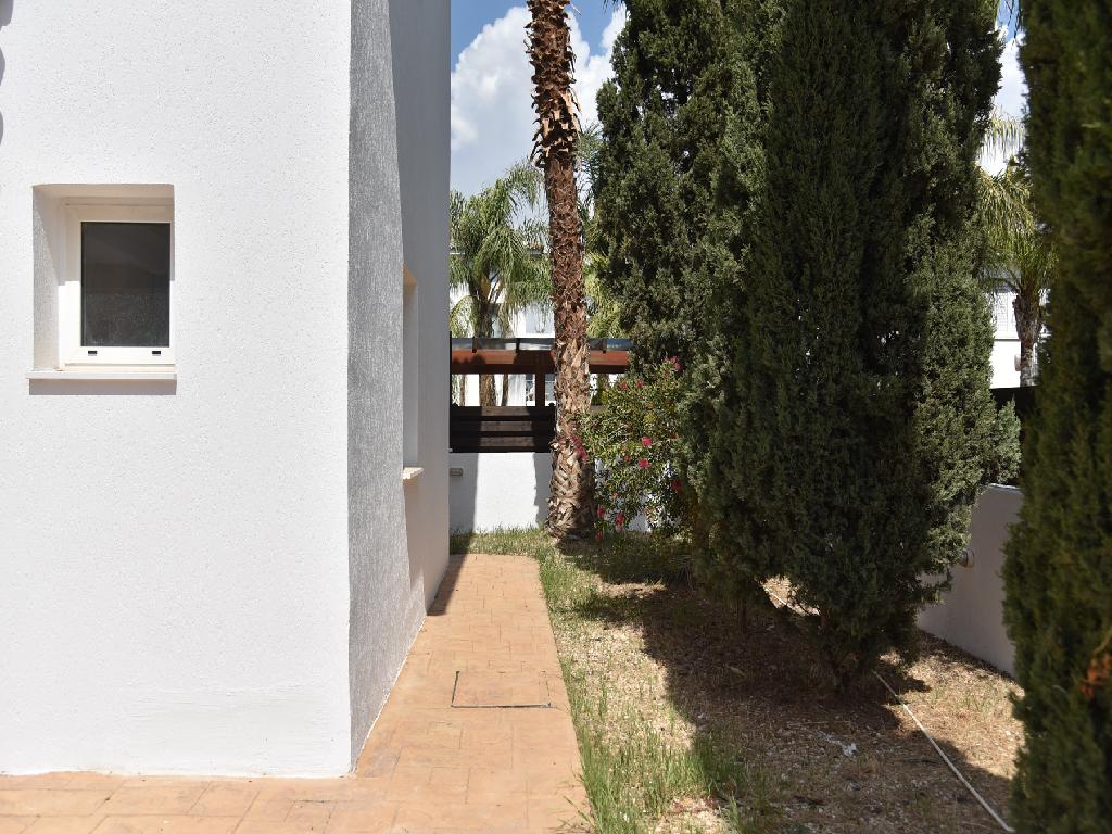 Detached house-Paralimni-PR42299