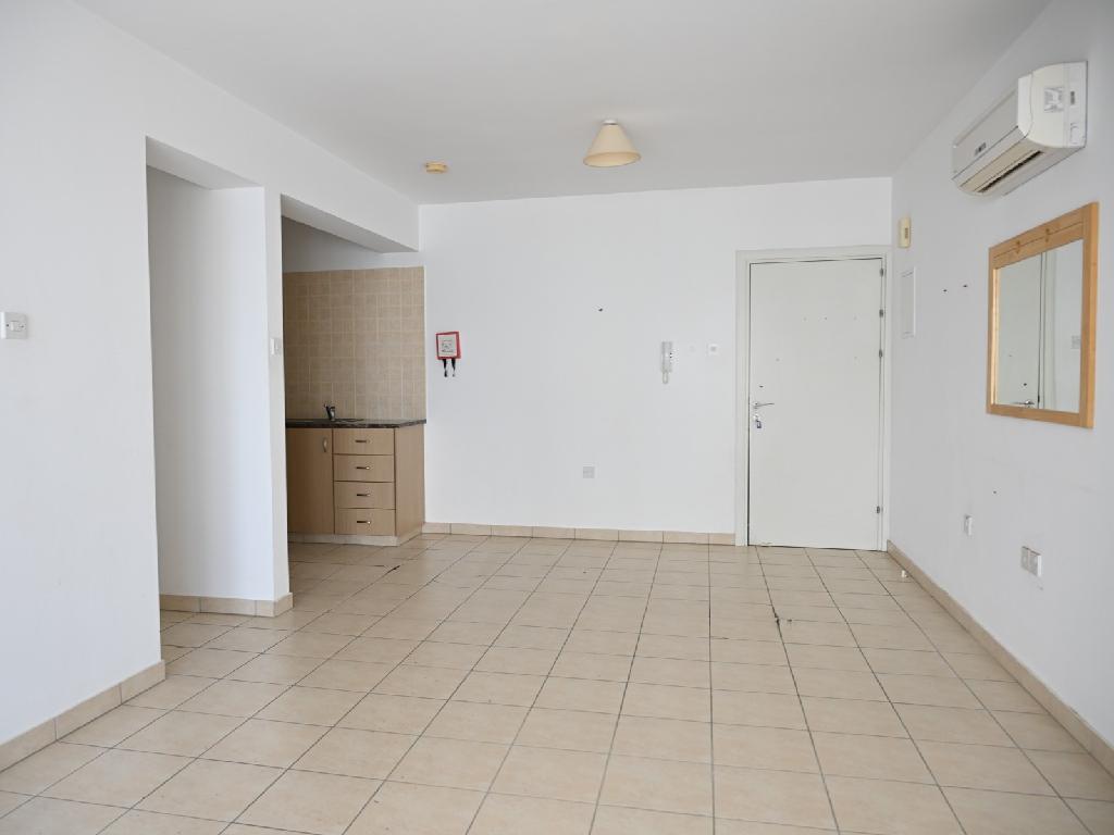 Flat-Paralimni-PR43041