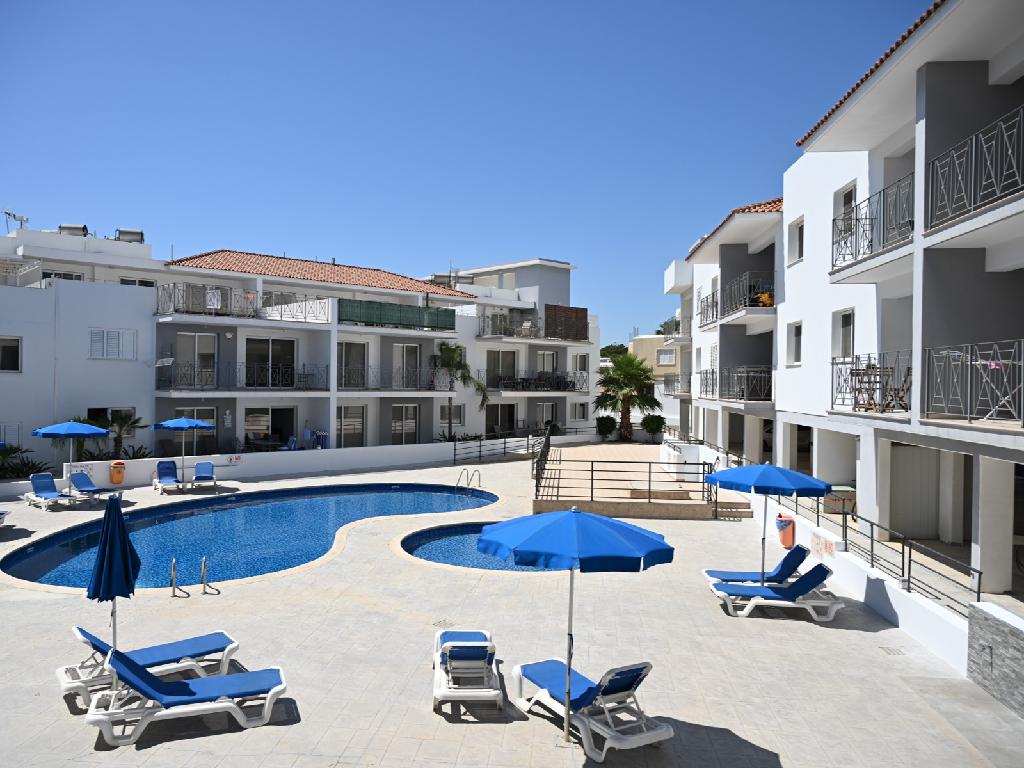 Flat-Paralimni-PR43041