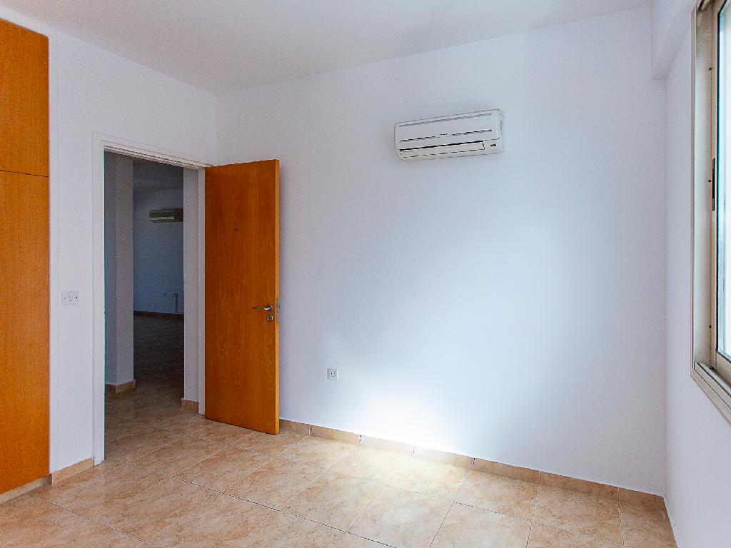 Flat-Paphos Municipality-PR45814