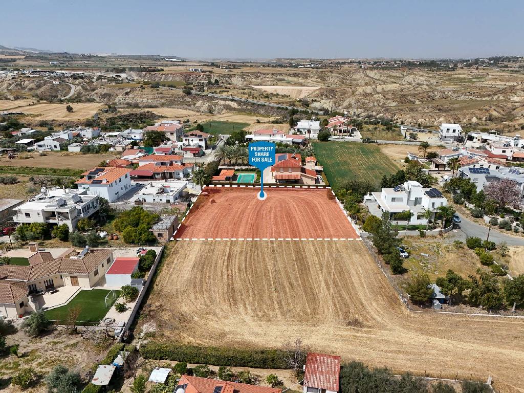 Field-Arediou-PR41837