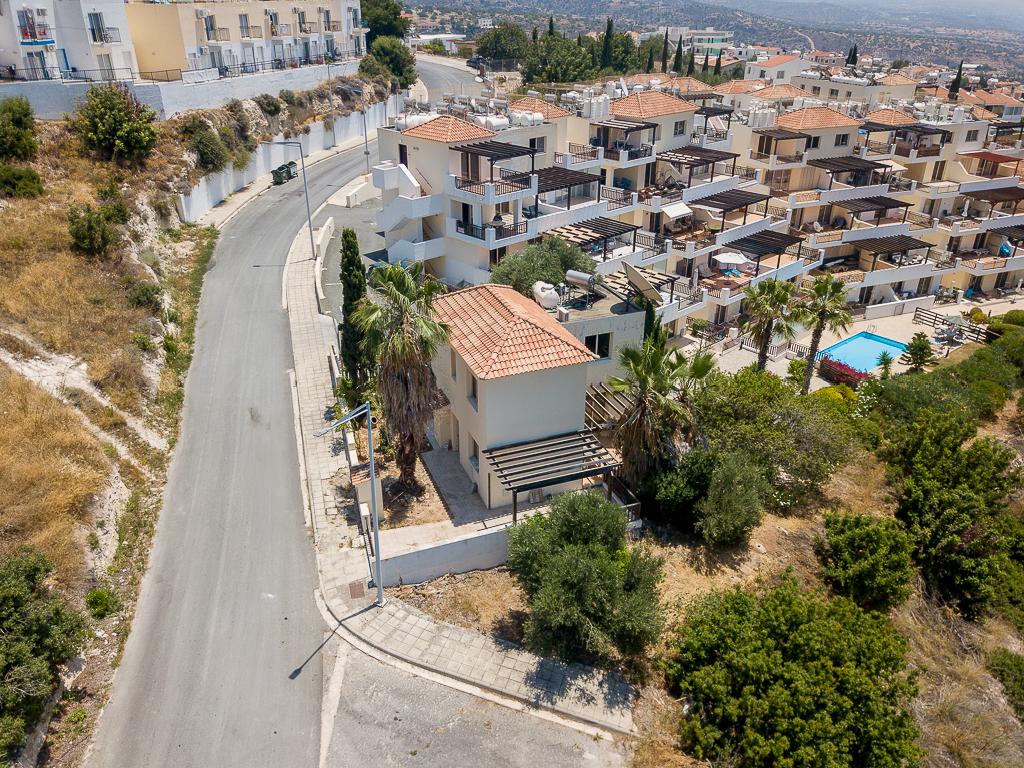 &Mu;&omicron;&nu;&omicron;&kappa;&alpha;&tau;&omicron;&iota;&kappa;ί&alpha;-&Pi;έ&gamma;&iota;&alpha;-PR43112