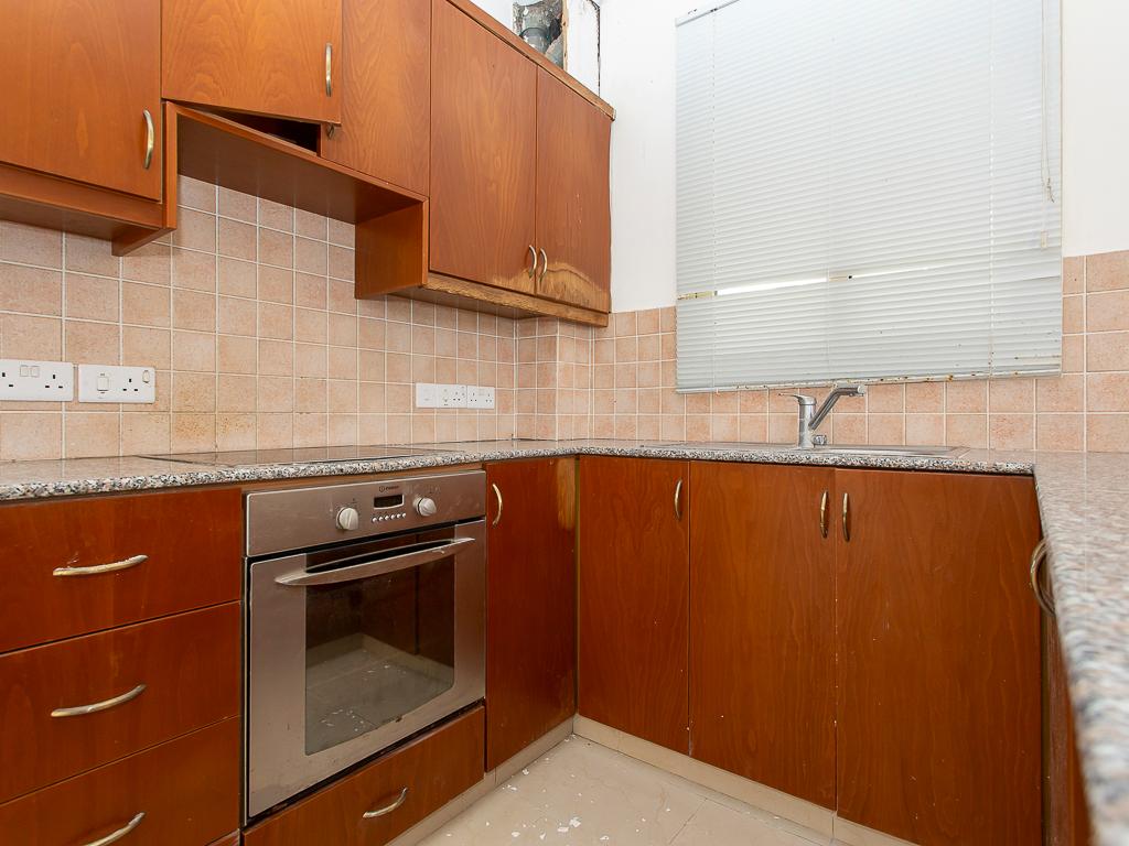 Detached house-Pegeia-PR43112