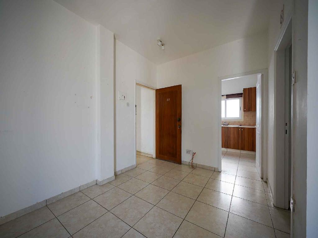 Flat-Nicosia Municipality-PR42055