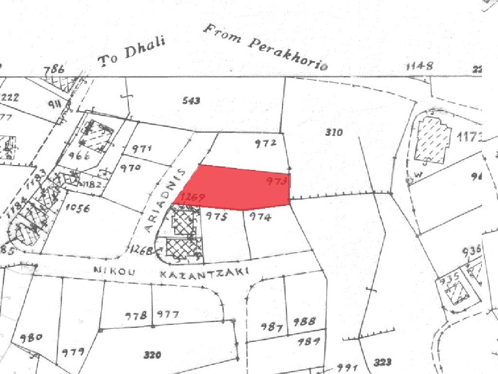 Plot-Dali-PR35387