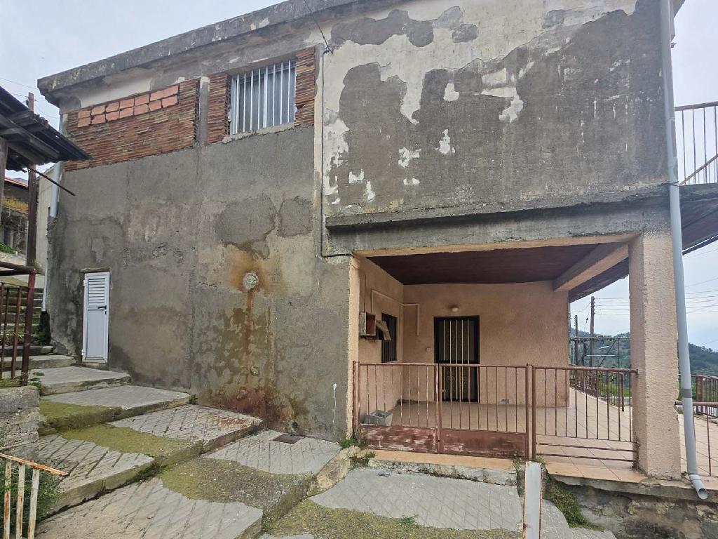 Two-storey house - Lagoudera, Nicosia