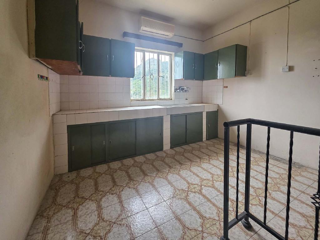 Two-storey house - Lagoudera, Nicosia