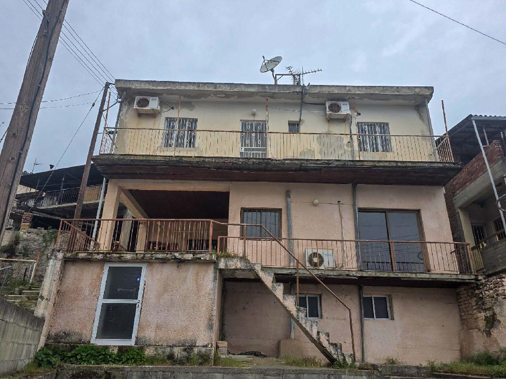 Two-storey house - Lagoudera, Nicosia