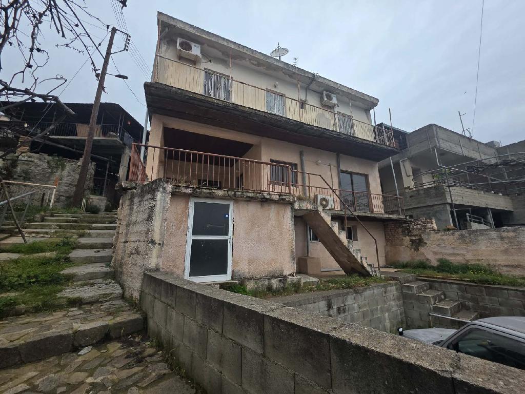 Detached house-Lagoudera-PR42466
