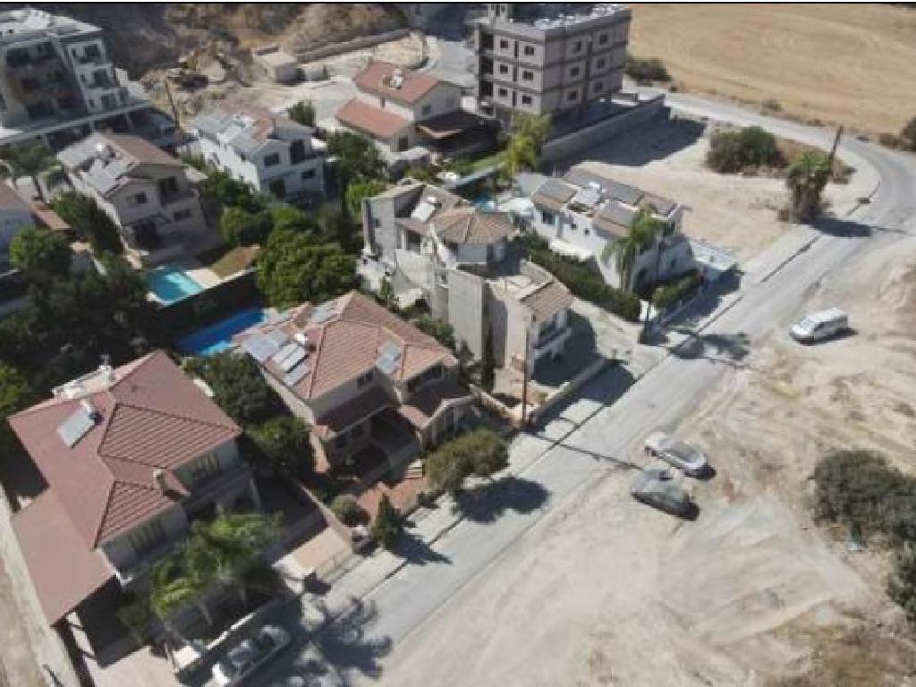 &Alpha;&nu;&epsilon;&xi;ά&rho;&tau;&eta;&tau;&eta; &kappa;&alpha;&tau;&omicron;&iota;&kappa;ί&alpha; - Ά&gamma;&iota;&omicron;&sigmaf; &Alpha;&theta;&alpha;&nu;ά&sigma;&iota;&omicron;&sigmaf;, &Lambda;&epsilon;&mu;&epsilon;&sigma;ό&sigmaf;