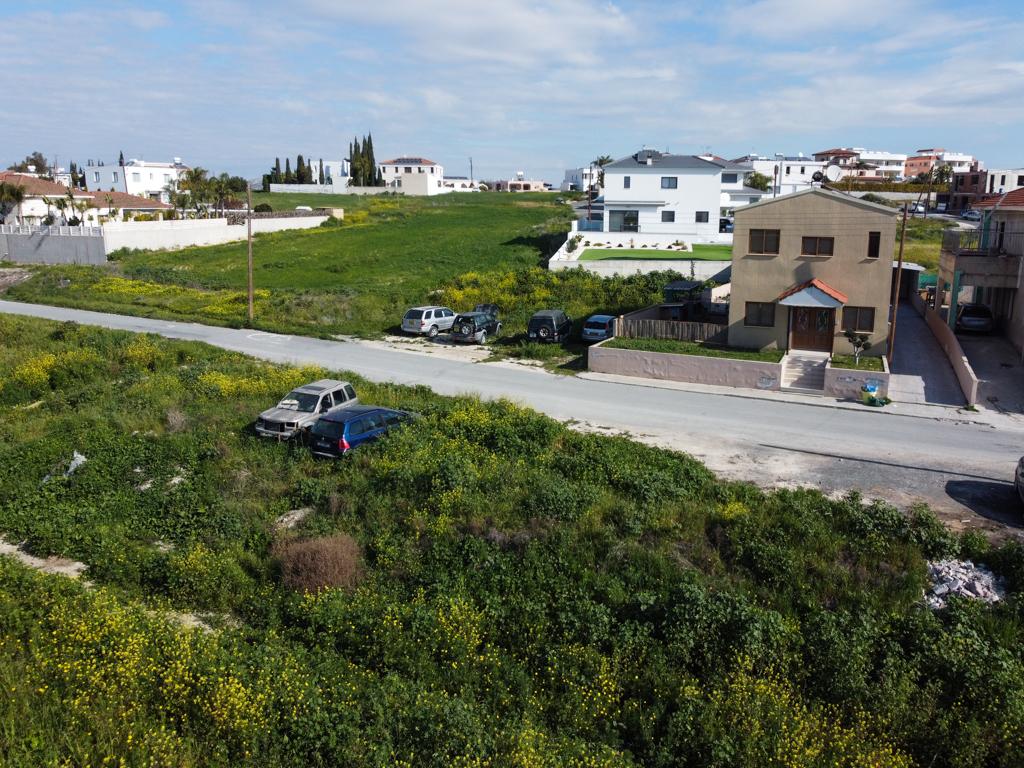 Field - Aradippou, Larnaca