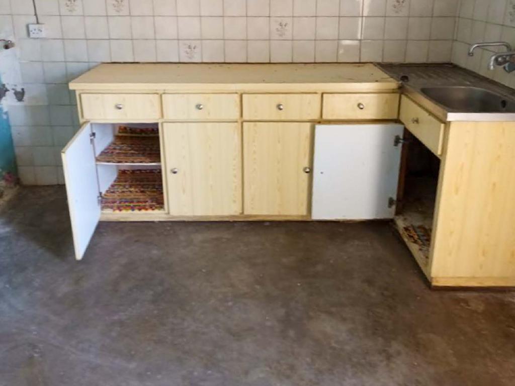 Detached house-Pigenia-PR40601
