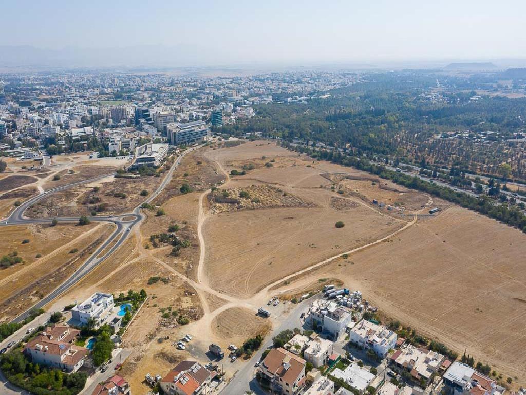 Field-Strovolos-CP10072