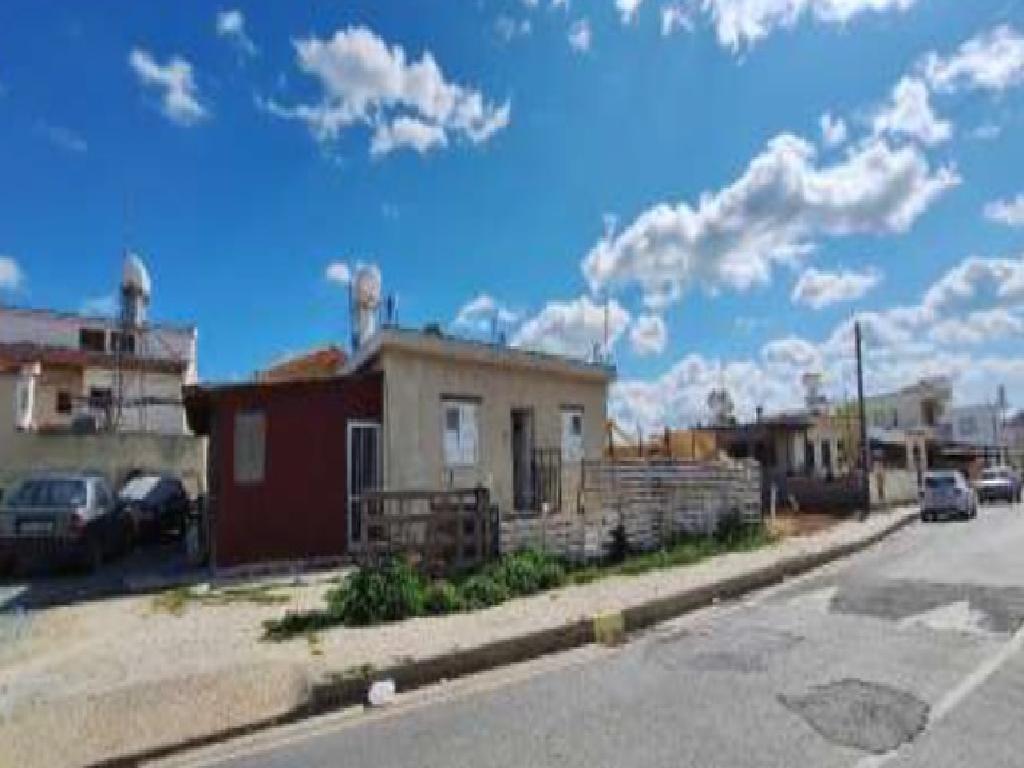 &Kappa;&alpha;&tau;&omicron;&iota;&kappa;ί&alpha; - &Alpha;&chi;&epsilon;&rho;ί&tau;&omicron;&upsilon;, &Alpha;&mu;&mu;ό&chi;&omega;&sigma;&tau;&omicron;&sigmaf;