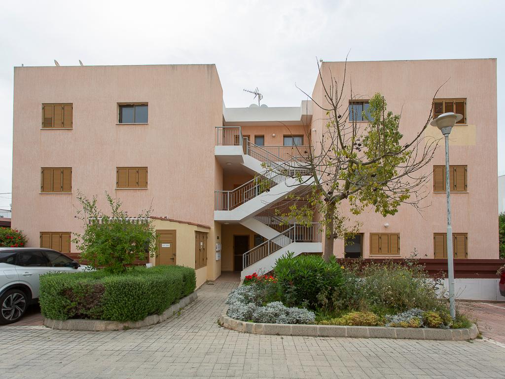 Flat-Paphos Municipality-PR44359