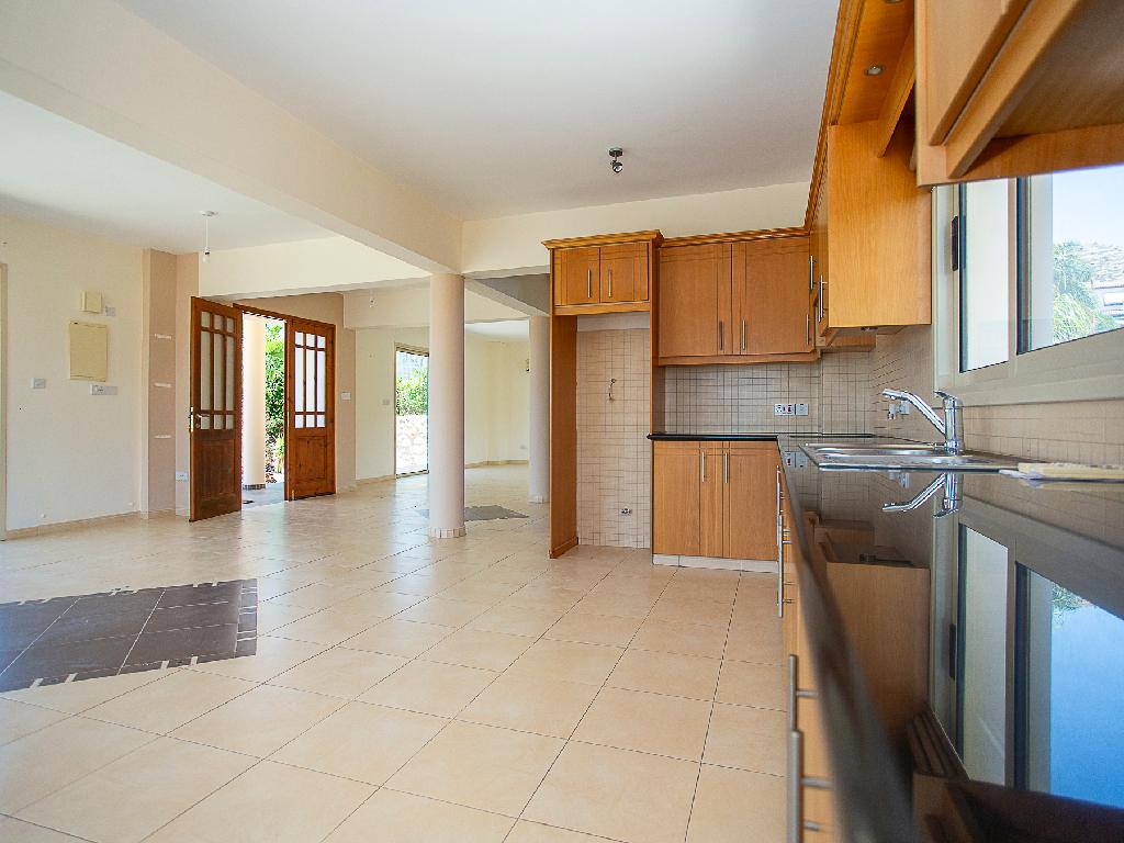Detached house-Argaka-PR45311