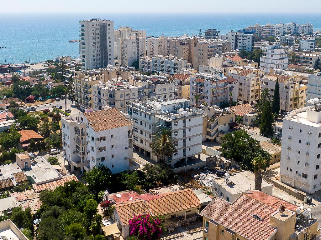 &Delta;&iota;&alpha;&mu;έ&rho;&iota;&sigma;&mu;&alpha; - &Delta;ή&mu;&omicron;&sigmaf; &Lambda;ά&rho;&nu;&alpha;&kappa;&alpha;&sigmaf;, &Lambda;ά&rho;&nu;&alpha;&kappa;&alpha;