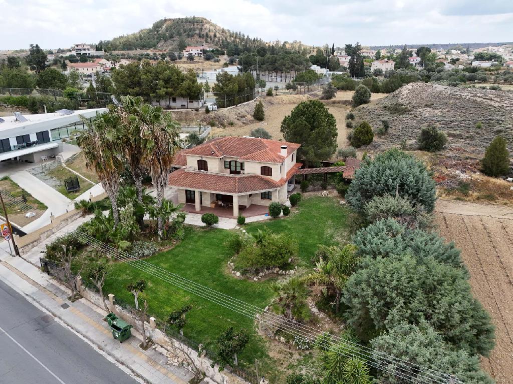 Detached house-Pera-PR42362