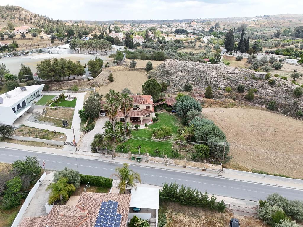 House - Pera, Nicosia