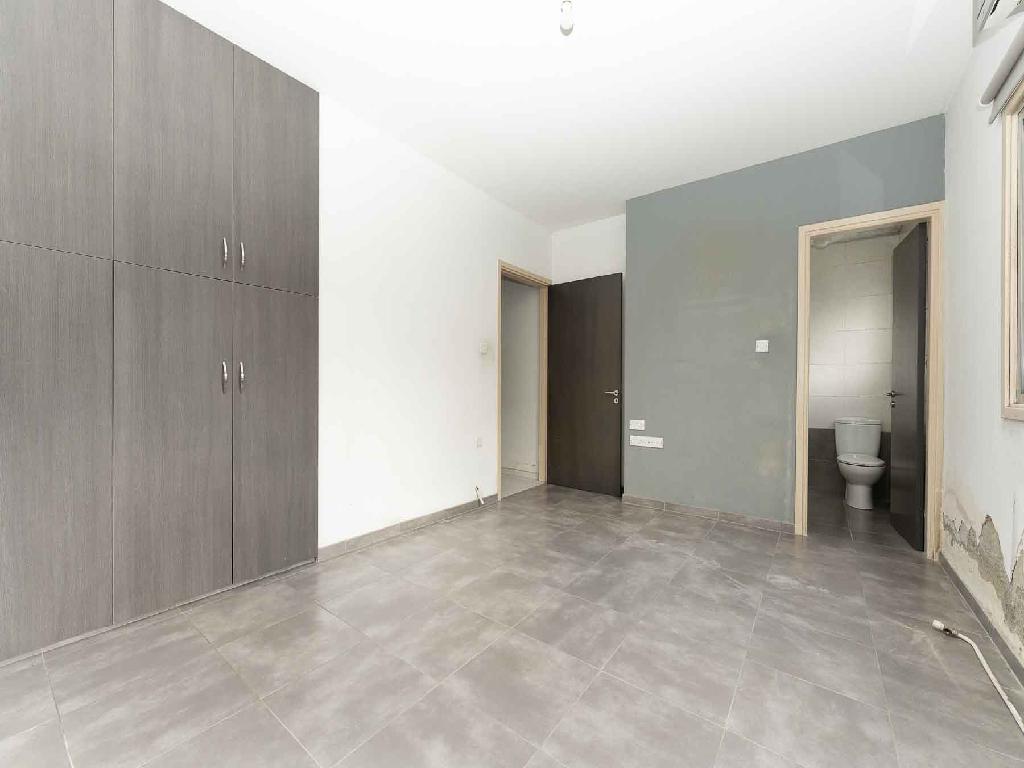 Semidetached house-Nisou-PR44740