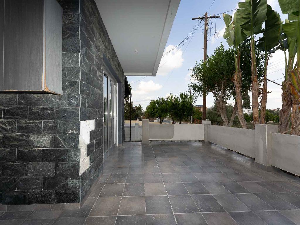 Semidetached house-Nisou-PR44740