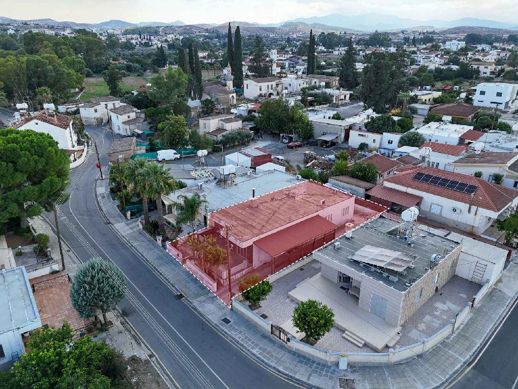 Semidetached house-Nisou-PR44740