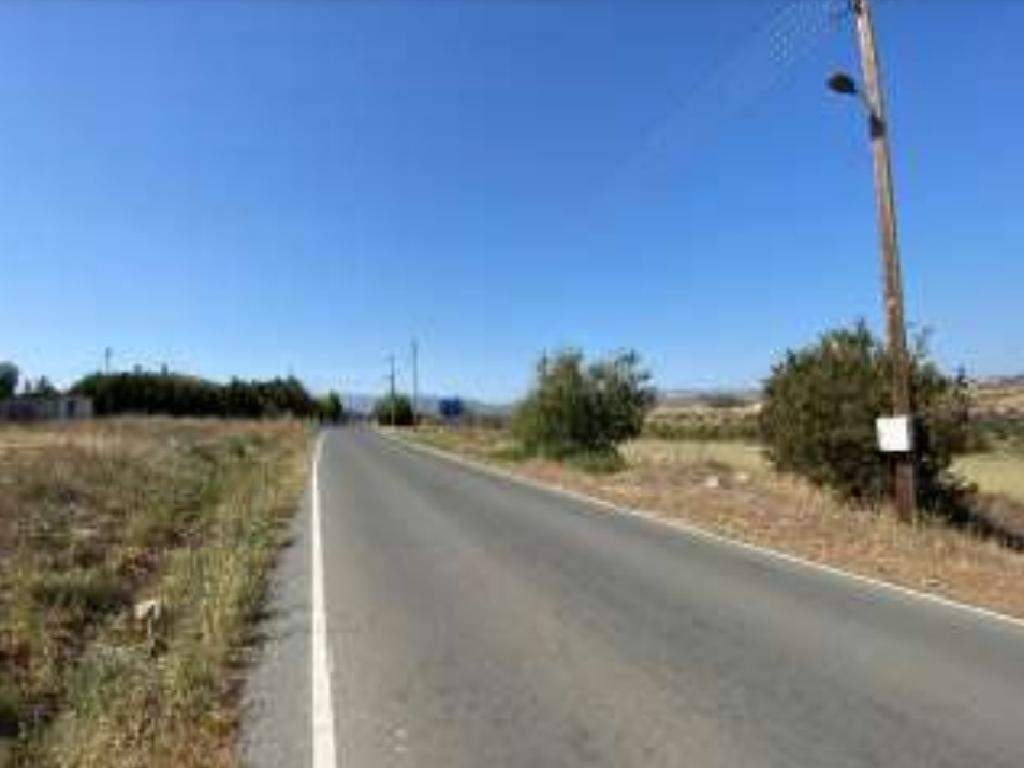 Field - Agios Ioannis, Nicosia