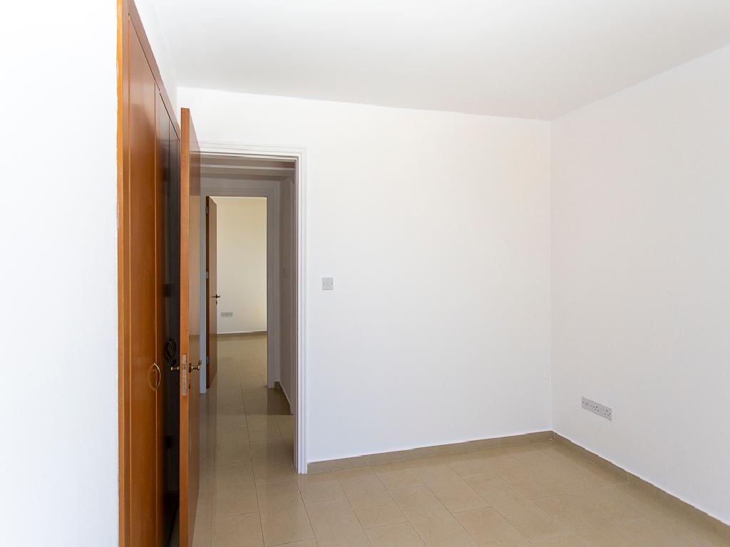 Flat-Pegeia-PR40669