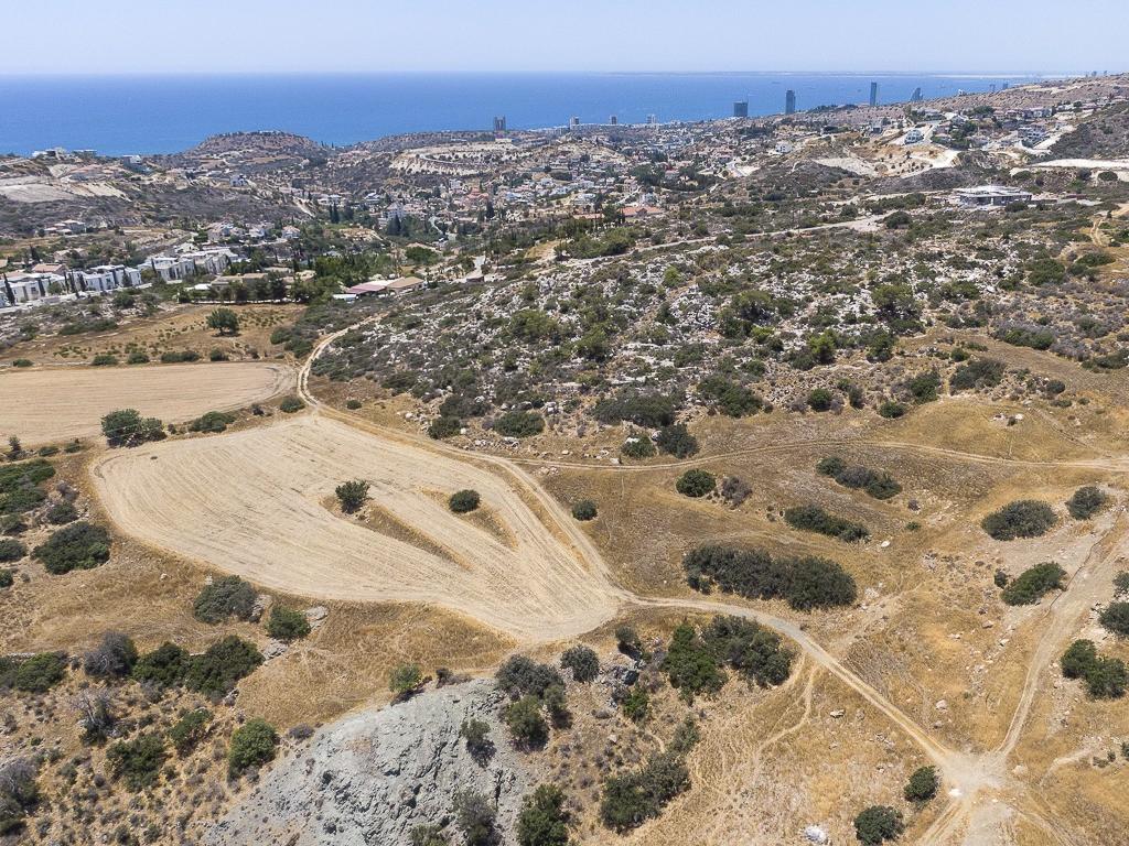 Χωράφι - Άγιος Τύχωνας, Λεμεσός
