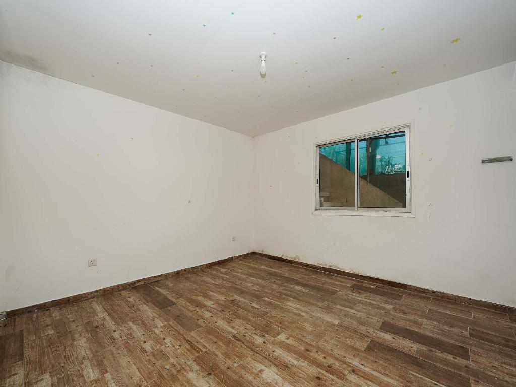 Residential building-Geri-PR44473