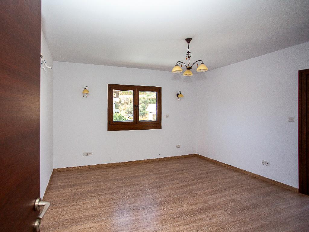 Detached house-Germasogeia-PR44908