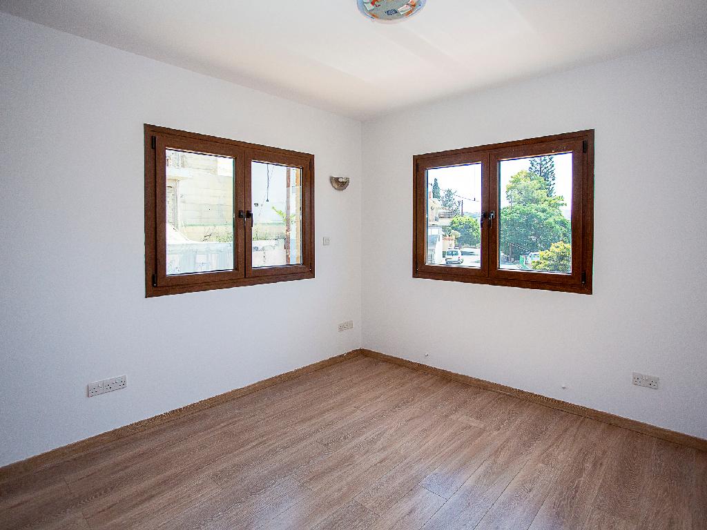Detached house-Germasogeia-PR44908