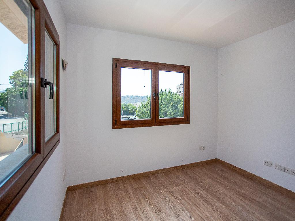Detached house-Germasogeia-PR44908