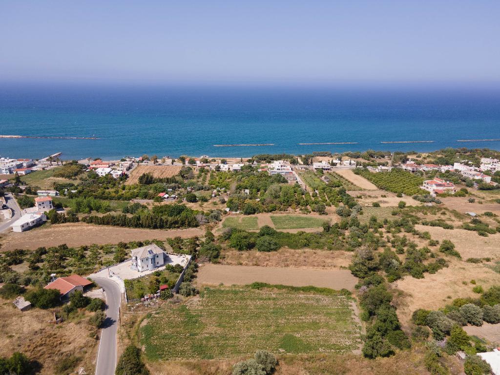 Field-Kato Pyrgos-PR14007