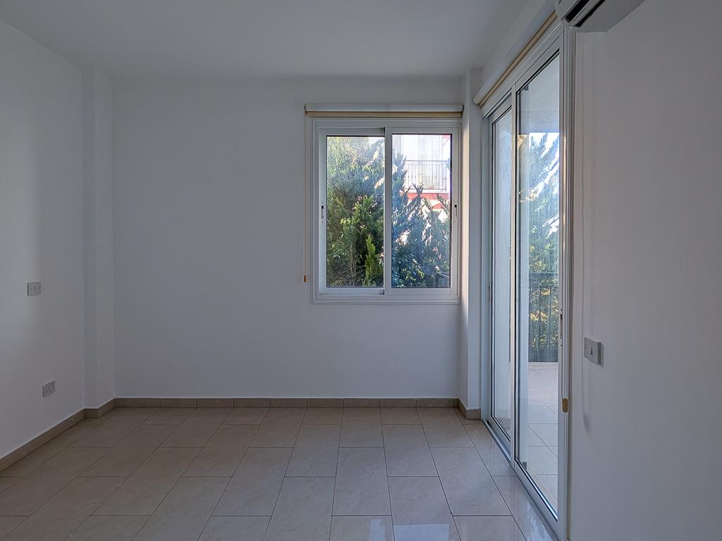 Flat-Pegeia-PR41677