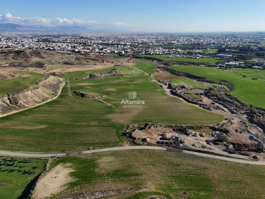 Field (share) - Kato Deutera, Nicosia