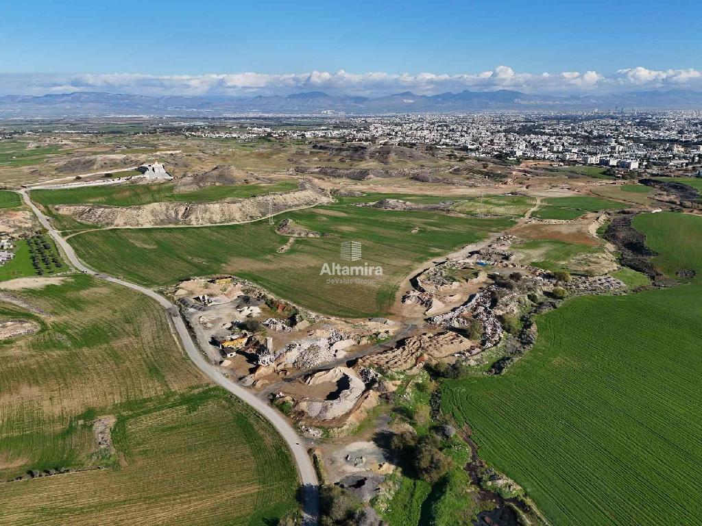 Field (share) - Kato Deutera, Nicosia